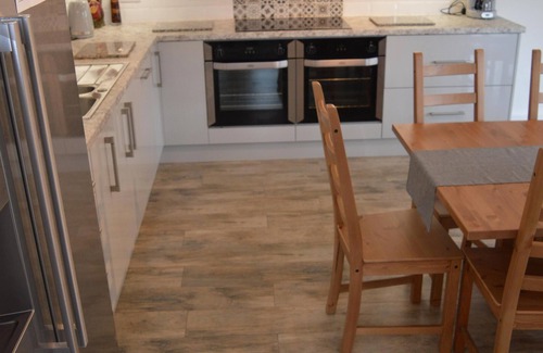 Portrush House | The Grove, Portrush. Deluxe holiday home, 10 beds 14 guests 6 bedrooms