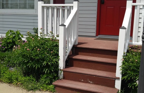 Potsdam House | The Guest house in Potsdam 4 bedroom 3 bathroom Private home. With WiFi & A/C