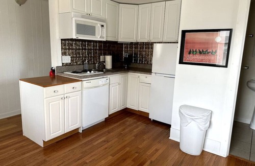 Hammondsport Apartment | The Gulf Stream House Unit 12