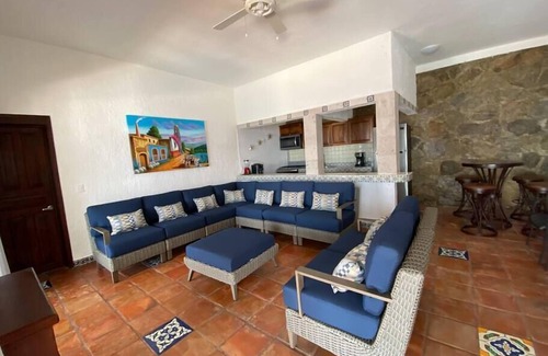 Mismaloya Villa | The Hacienda + Apartment at Del Mar PV