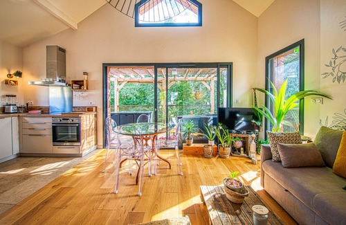 Coulounieix-Chamiers Ski Chalet | The Hamlet of Barbette