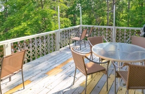 Hot Springs Village House | The Happy Village Hideaway