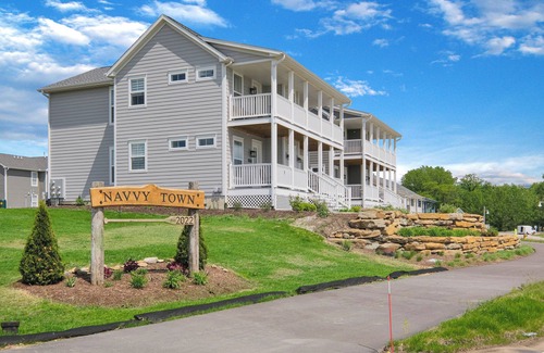 Ottawa Condo | The Harborview Hideaway | 2 Bed, 2 Bath