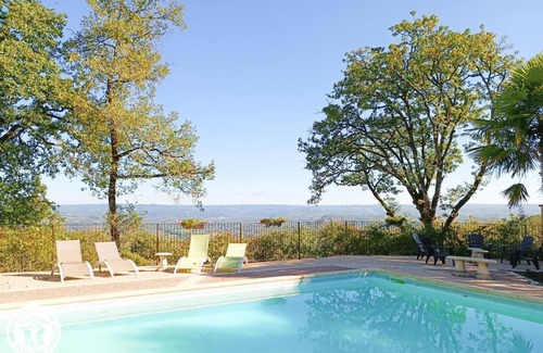Loubressac House | The Hare and the Tortoise