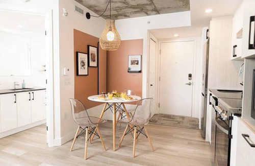 Saint-Roch Apartment | The Harfang | Parking | Pool and BBQ | Office and AC