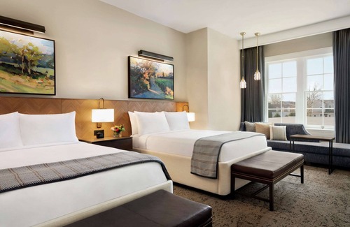 Historic Downtown Franklin Hotel | The Harpeth Franklin Downtown, Curio Collection by Hilton