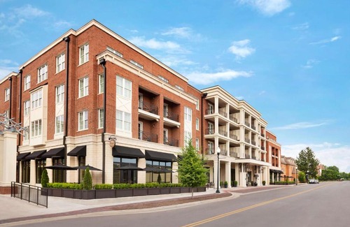 Historic Downtown Franklin Hotel | The Harpeth Franklin Downtown, Curio Collection by Hilton