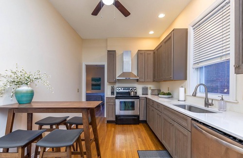 Mount Adams House | The Hatch at Mt. Adams