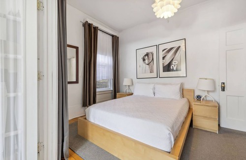 Lake Placid Hotel | The Haus on Mirror Lake Suite 5