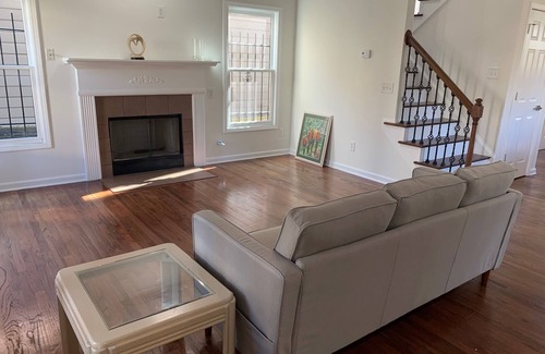 Atlanta House | The Haven of Peace ATL. 3 Bedroom Home. Downtown Atlanta.