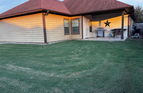 Wellborn House | The Hayes House is perfect for Game Days, Family Visits & Getaways.