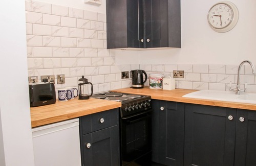 Longford Cottage | THE HAYLOFT, pet friendly, character holiday cottage in Trefonen