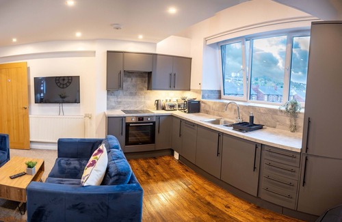 Kirkheaton Apartment | The Hayy Stay at DealHouse