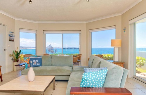 Woolgoolga House | The Headland