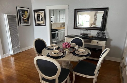 Belmont Shore House | The Heart of Belmont Shore