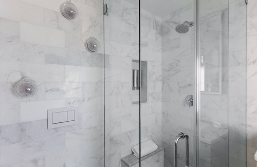 Seaside Hotel | The Heart of Seaside, Florida! Stunning Renovation, Steps to Beach + 2 Bikes