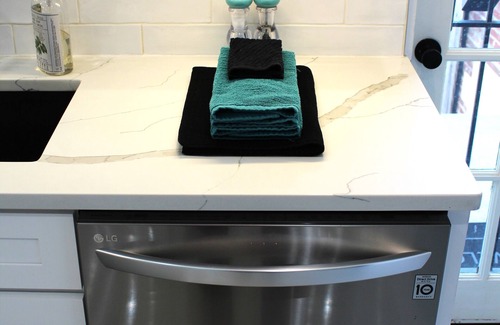 Truxton Circle Condo | The Hearth! On site parking! Minutes to restaurants, groceries and nightlife.
