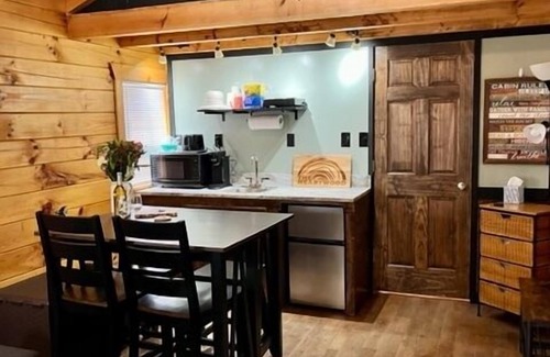 McArthur Cabin | The Heartwood in Hocking Hills