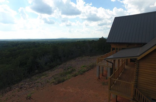Shiloh Cabin | The Heights Cabin, solid wood log cabin with awesome views