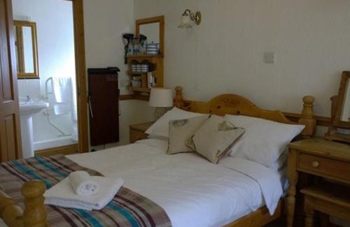 East Coker Hotel | The Helyar Arms