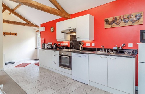 Gissing Cottage | THE HEN HOUSE, with a garden in Diss
