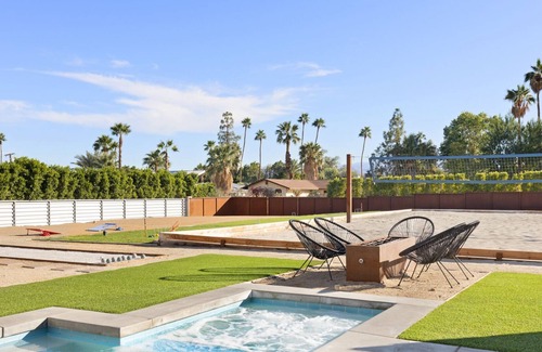 Racquet Club West House | The Hendrix - Chic Palm Springs Estate with 1-Acre of Resort Amenities #4093 4br