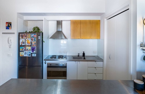 Brunswick Apartment | The Heritage Loft | City views + free parking