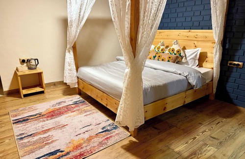 Kaul Hotel | The Hermit's Getaway