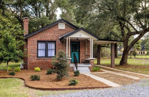 Southeast Pensacola Villa | The Heron: Peaceful East Hill Villa in Pensacola, Near Beaches and Downtown