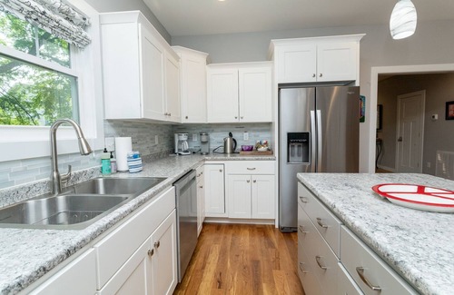 Weaverville House | The Hidden Gem | A Luxury Mountain Getaway