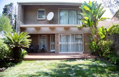 Sandown House | The Hide Out - Home away from home