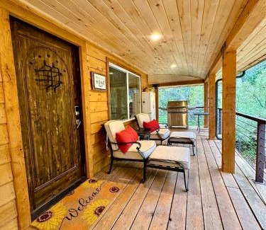Glendale House | The Hideaway Concealed Cabin East Zion & Bryce