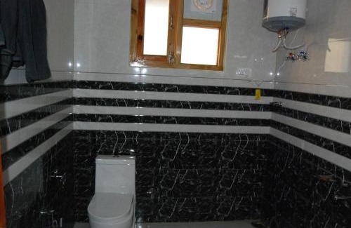 Manali House | The Hideaway Cottage Manali