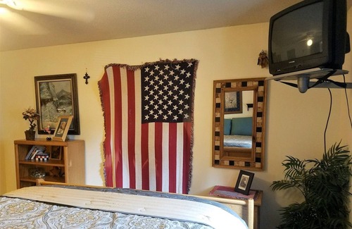 Ruidoso House | The Hideaway - Five Bedroom Cabin with Hot Tub and Pool Table!