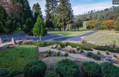 Placerville House | The HideAway in Somerset