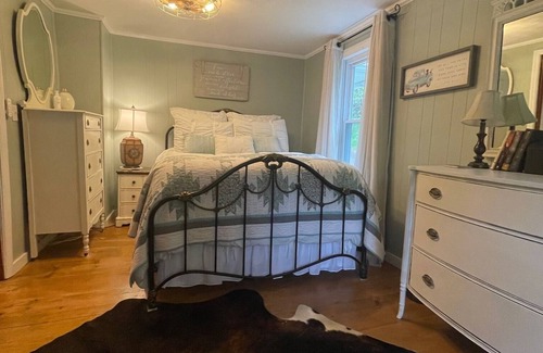 Creston Other | The Hideaway is a beautiful cottage on 50 acres with gorgeous views and hiking.