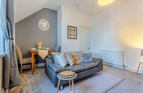 Nairn Apartment | The Hideaway is immaculately presented apartment in the centre of Nairn.