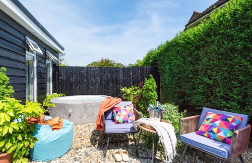Battle House | The Hideout - One Bedroom House, Sleeps 2