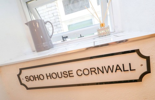 Lostwithiel Cottage | THE HIDEOUT, pet friendly, character holiday cottage in Lostwithiel