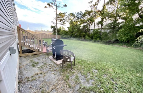 Harkers Island House | The High Tider Retreat + RV Hookup
