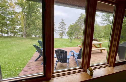 Isle House | The Hill House. A peaceful lake home on the shoreline of Mille Lacs Lake.