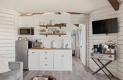 Canyon Lake House | The Hillside Retreat at Mystic Hills Ranch
