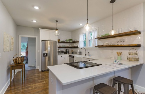 Melrose House | The Hillview House in 12th South w/Covered Pergola & Firepit!