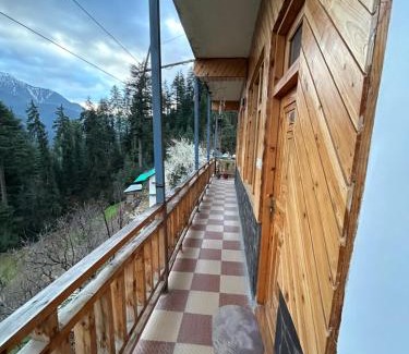 Banjar House | The himalayan sukoon villa near jibhi