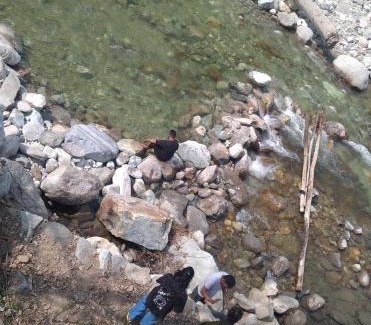 Banjar House | The Himalayan Walnut House - Tirthan