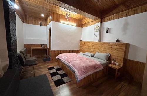 Banjar House | The Himalyan Sukoon Villa Near Jibhi