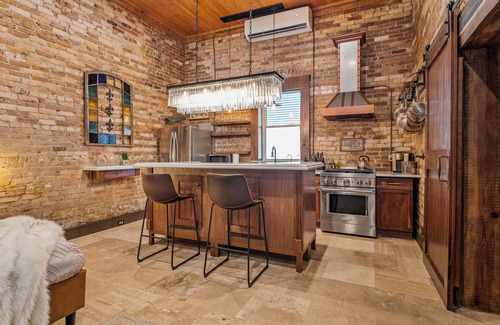 Downtown Apartment | The Historic Big Easy on East Wright Street