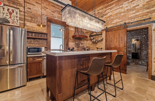 Downtown Apartment | The Historic Big Easy on East Wright Street