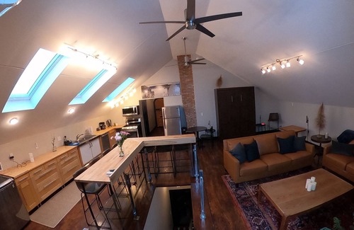 Marquette House | The Historic Harbor Loft! Downtown MQT by the Ore Dock
