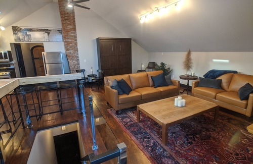 Marquette House | The Historic Harbor Loft! Downtown MQT by the Ore Dock